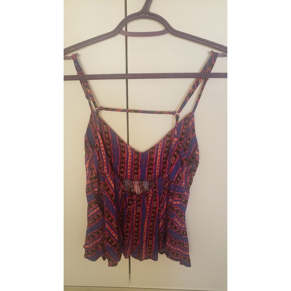 Top - Picture 2 of 3